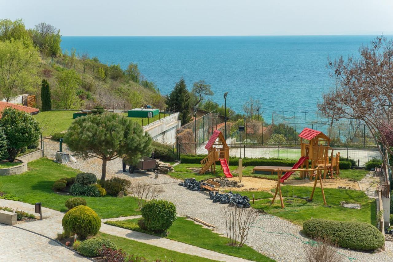 Garden Of Eden Pmg Apartments Свети-Влас Экстерьер фото